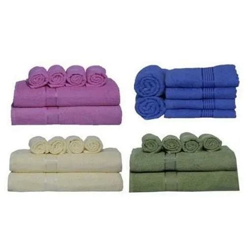 Простые гостиничные полотенца