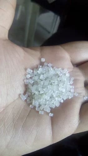 Белое пластмассовое сырье