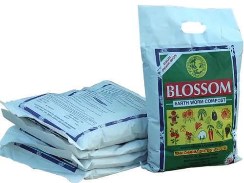 Компост черного земляного червя