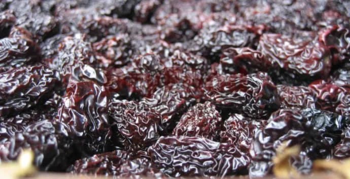 Сушеные сливы