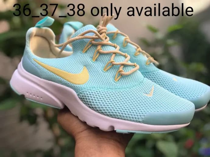 Кроссовки Nike